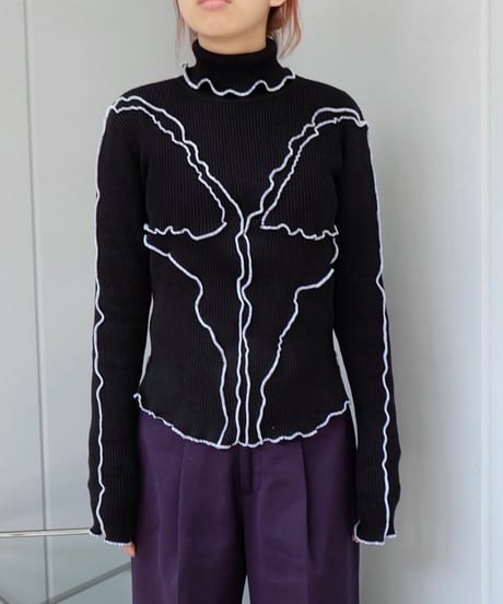 Frill Line Tops
