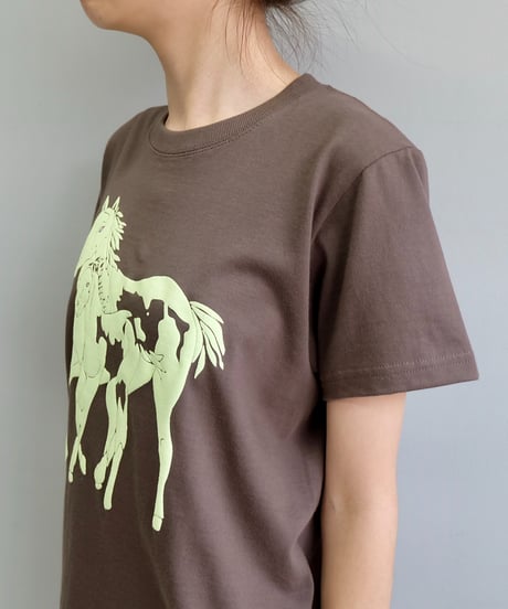Labyrins  Dont Cry Horse Tshirt Brown