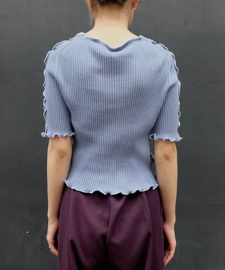 Frill Line Tops