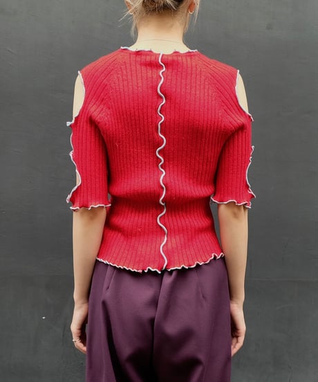 Frill Line Tops