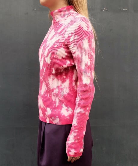 Bleach Turtle Knit 1