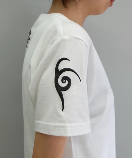 Labyrins Tribal Tattoo Tshirt White/Black