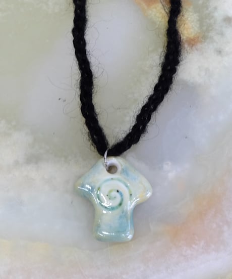 Labyrins x Sugascoop   Ceramic necklace 12
