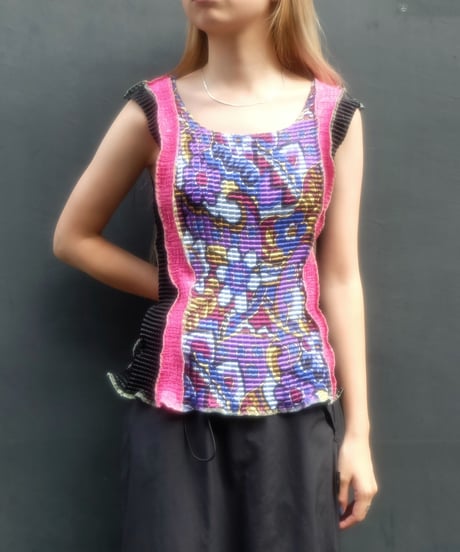 Frill Docking Tops