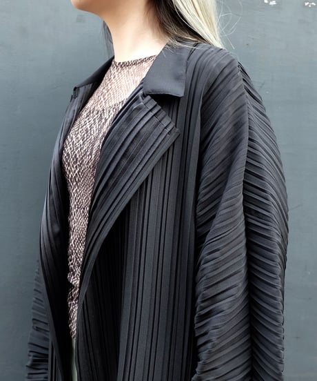 Vintage    Pleats Jacket
