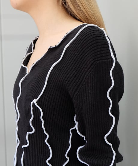 Frill Line Tops