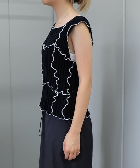 Frill Line Tops  1