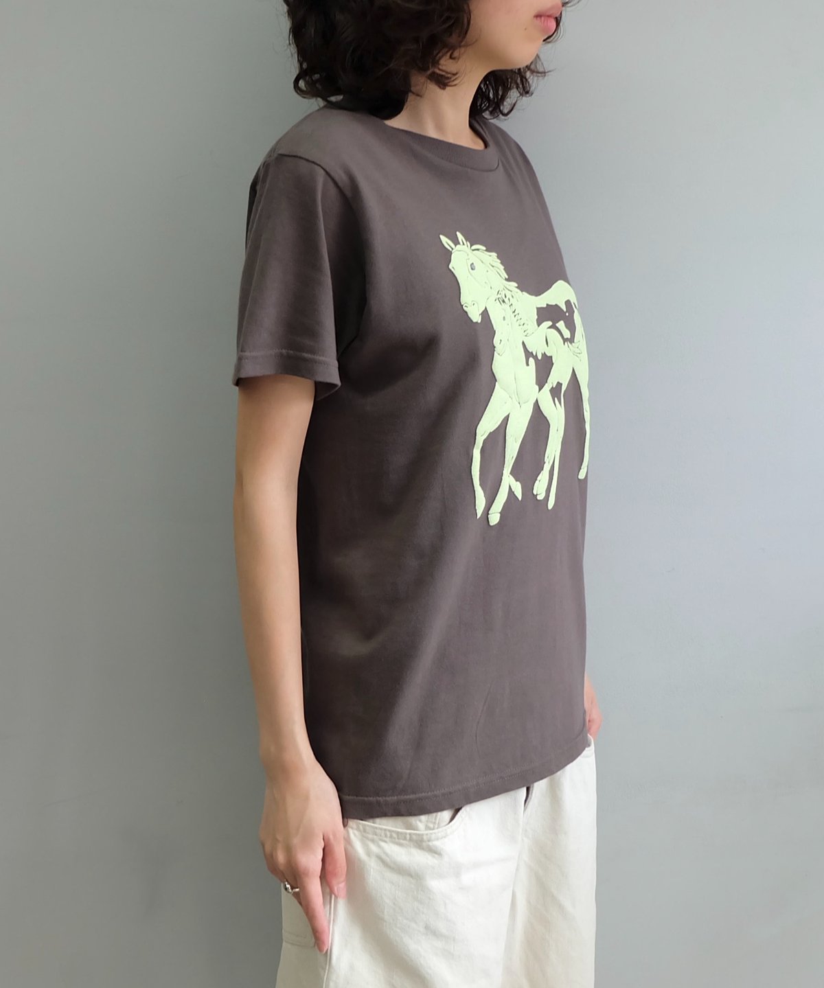 Labyrins Dont Cry Horse Tshirt Lime | Shury Labyrins Dont Cry Horse Tshirt Lime | Shury