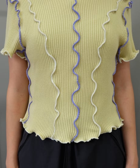 Frill Line Tops 7