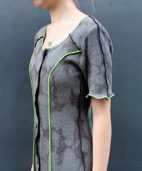 Frill line One-piece