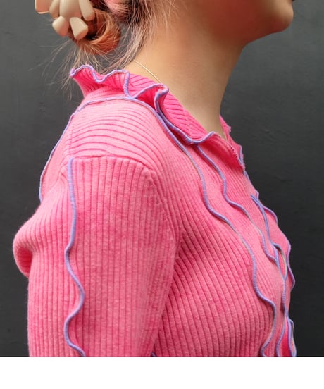 Frill line Tops