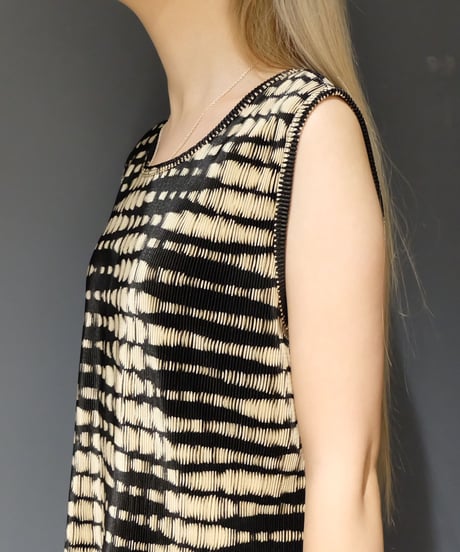 Vintage   Design Tops