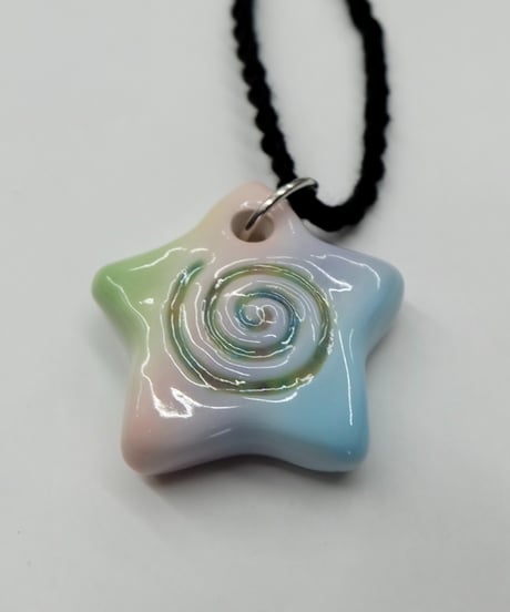 Labyrins x Sugascoop Ceramicnecklac 8