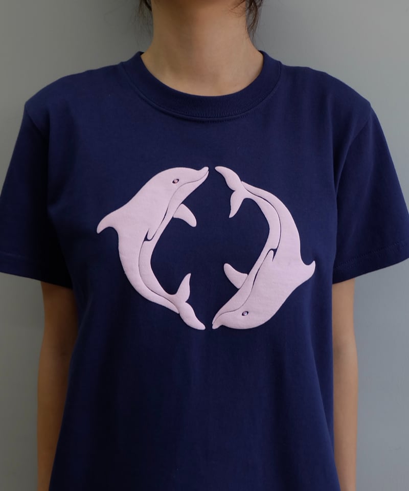 shury labyrins dolphin tシャツ