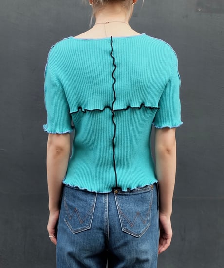 Frill Line Tops
