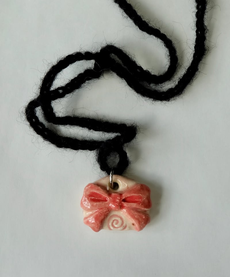 Labyrins x Sugascoop Ceramic necklace 17 | Shury