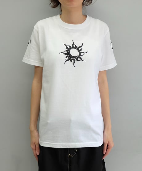 Labyrins Tribal Tattoo Tshirt White/Black