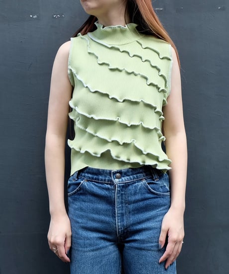 Frill Line Tops