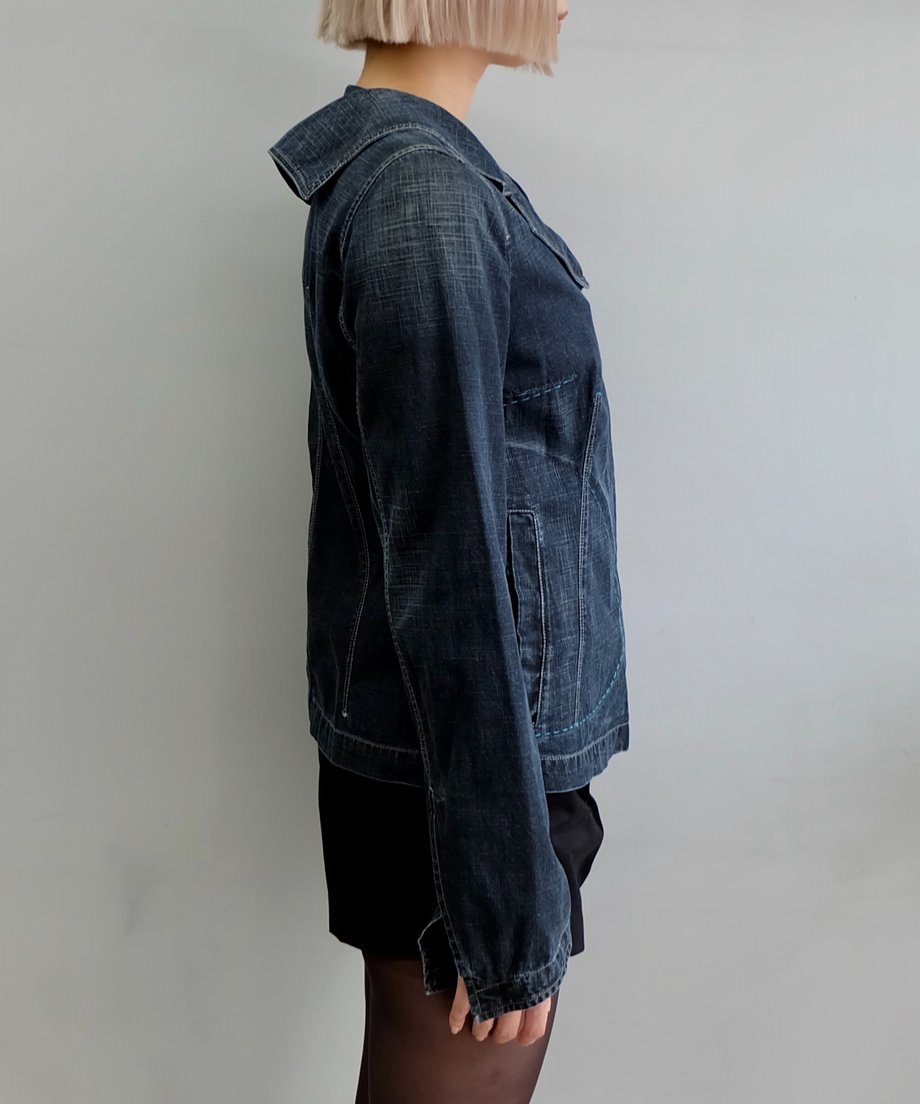 69d21ae3e88e811d2e8b4c04
