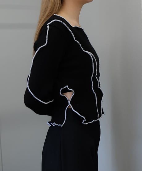 Frill Line Tops