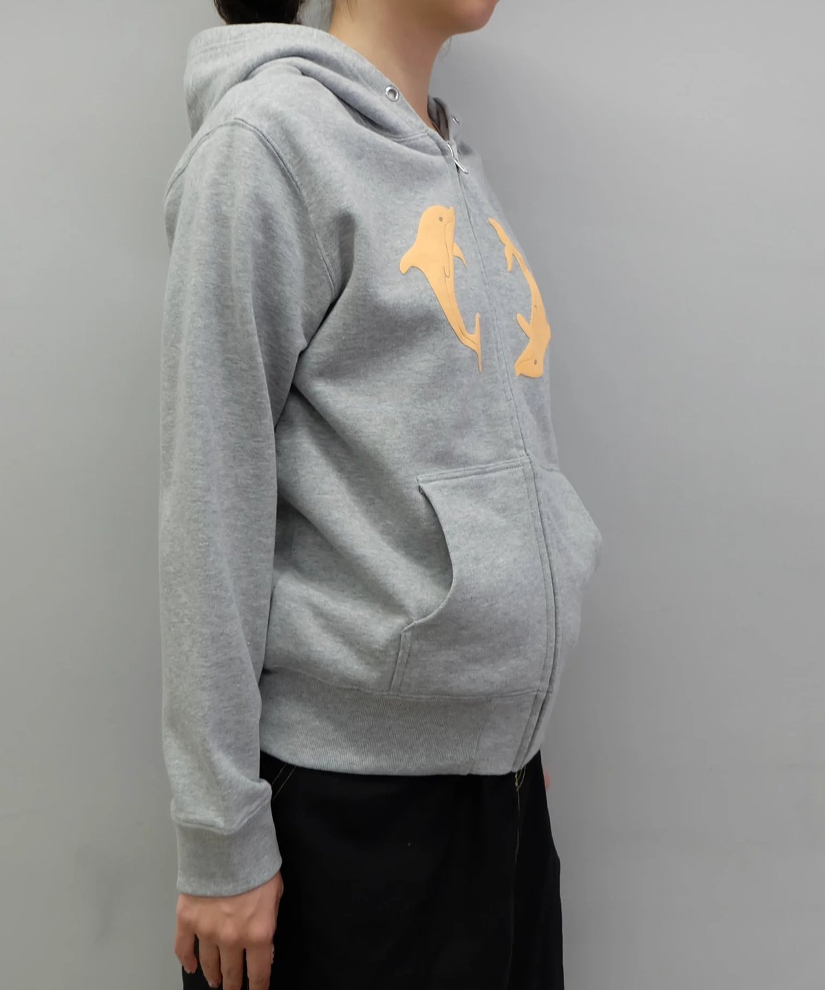 Labyrins Two Dolphins Zip Hoodie Gray | Shury Labyrins Two Dolphins Zip Hoodie Gray | Shury