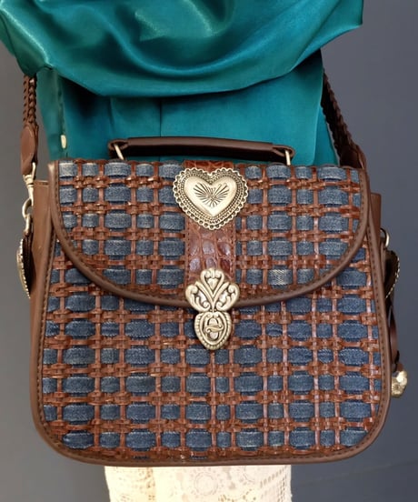 Vintage   Concho Leather Bag