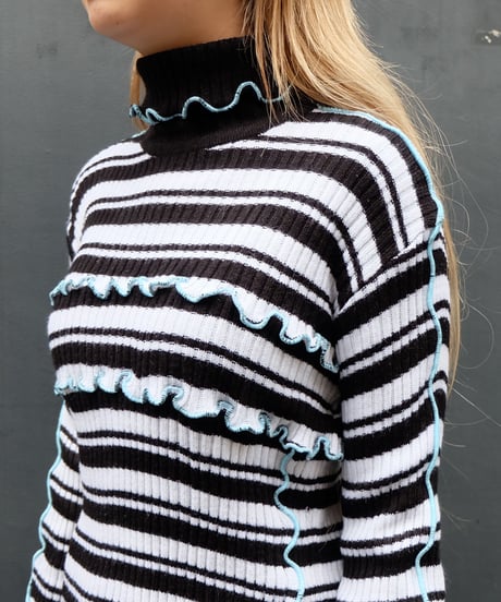 Frill Line Tops 4