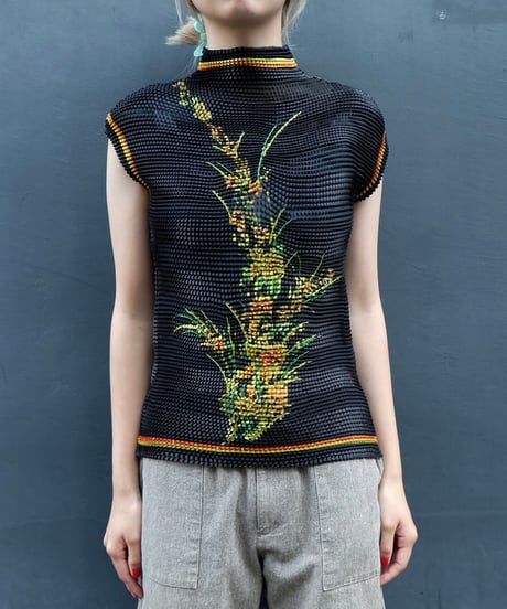 Vintage   Design Tops