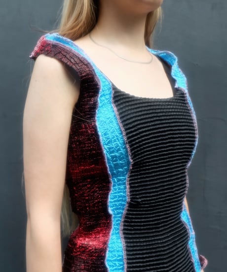 Frill Docking Tops