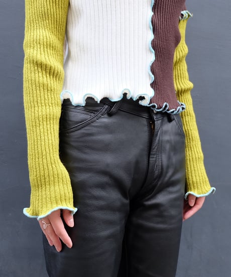 Frill Line Tops 9