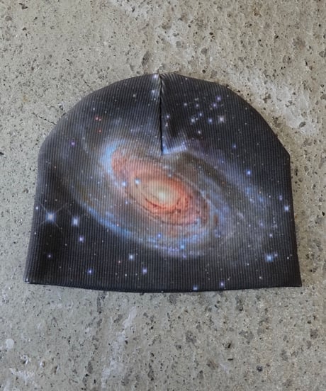 Labyrins Picture Beanie  10