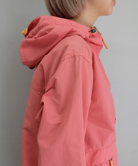 Vintage   Design Tops