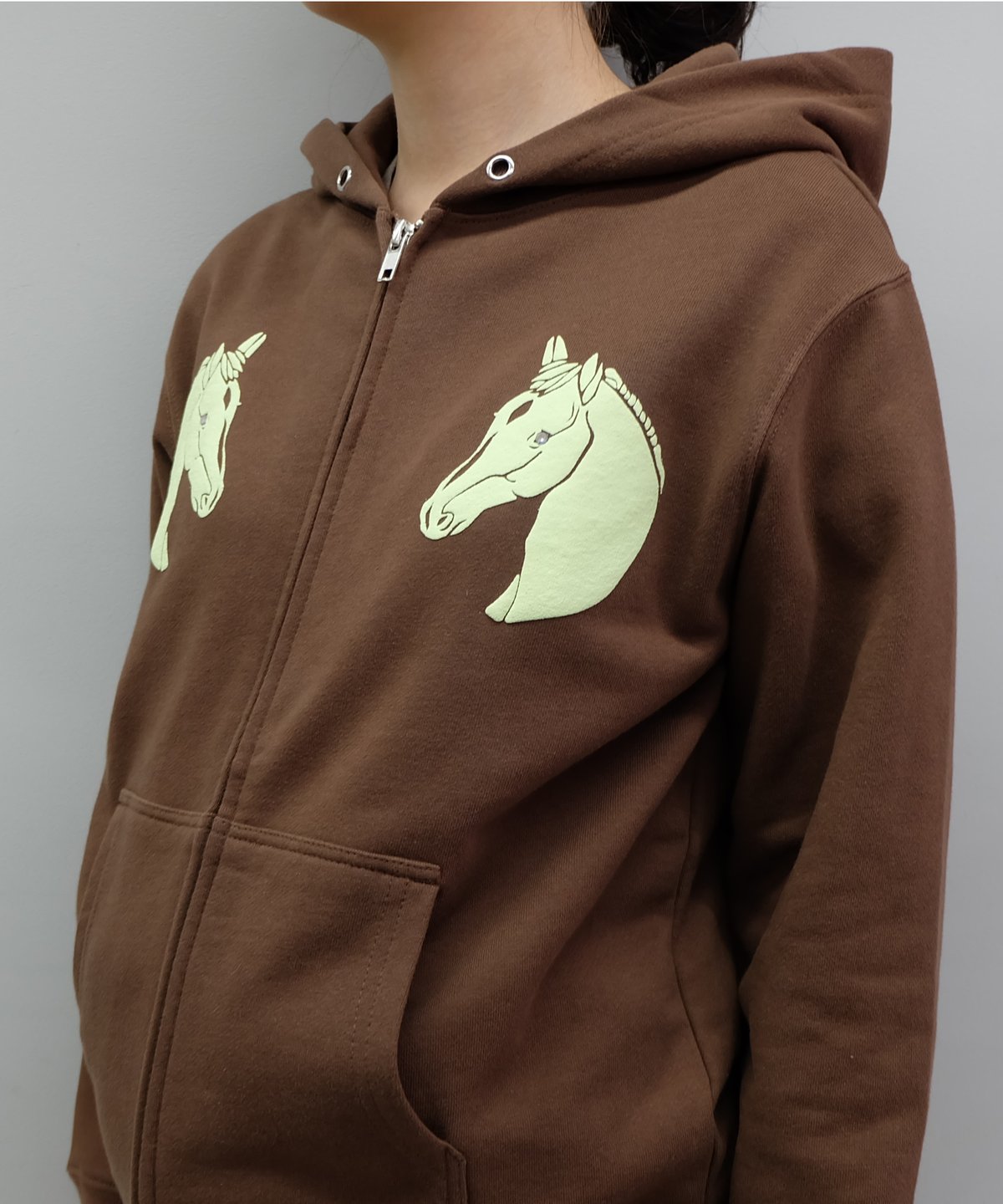 Labyrins Dont Cry Horse Zip Hoodie Brown | Shury Labyrins Dont Cry Horse Zip Hoodie Brown | Shury