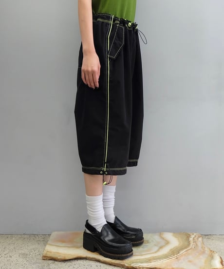 Vintage   Design Short Pants