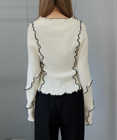 Frill Line Tops