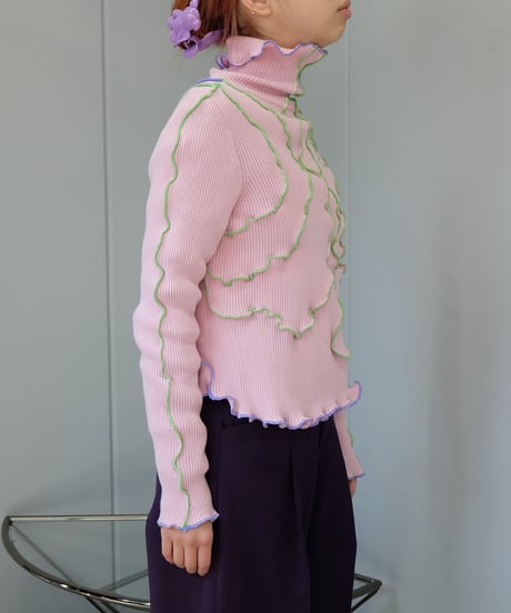Frill Line Tops