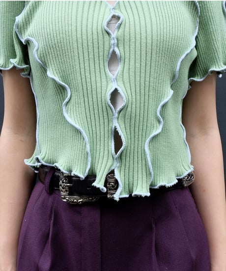 Frill Line Tops