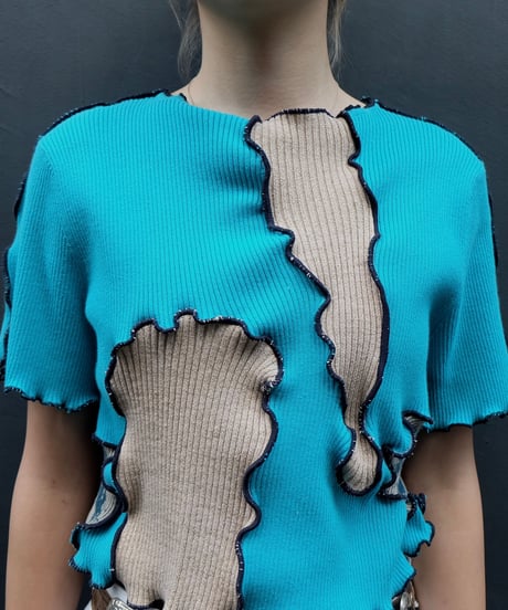 Frill Line Tops