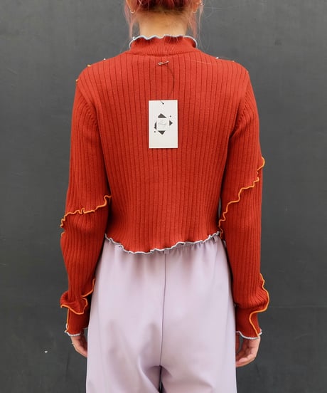 Frill Line Tops