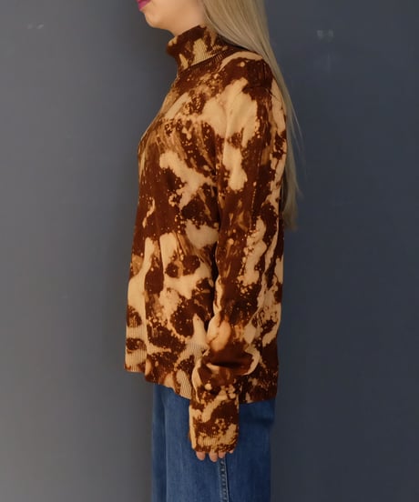 Vintage Bleach Turtle Knit  1