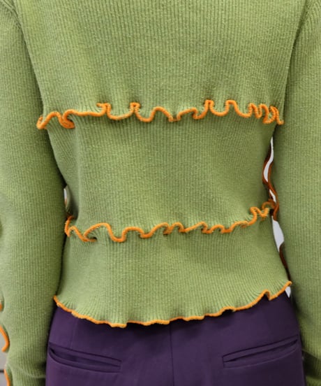 Frill Line Tops
