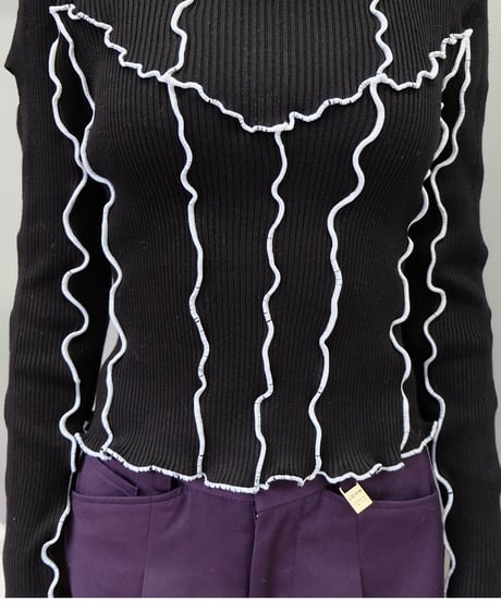 Frill Line Tops