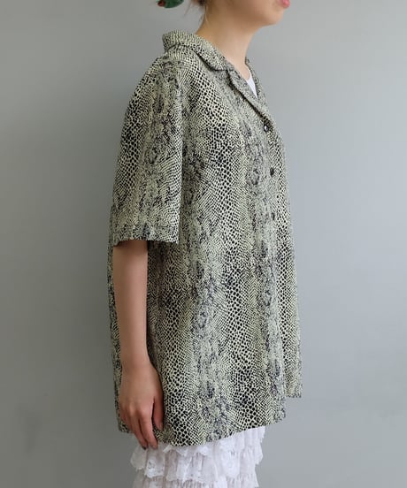 Vintage   Design Shirt