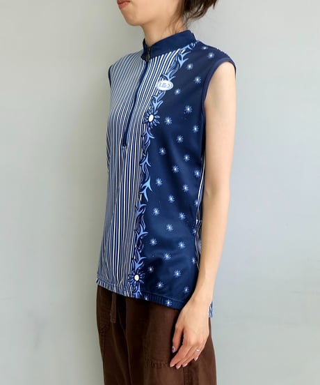 Vintage   Design Tops