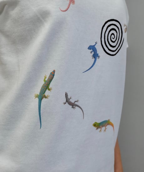 Labyrins   Groovy Gecko Tshirt