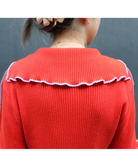 Frill Line Tops