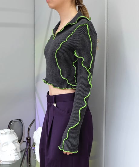Frill Line Tops