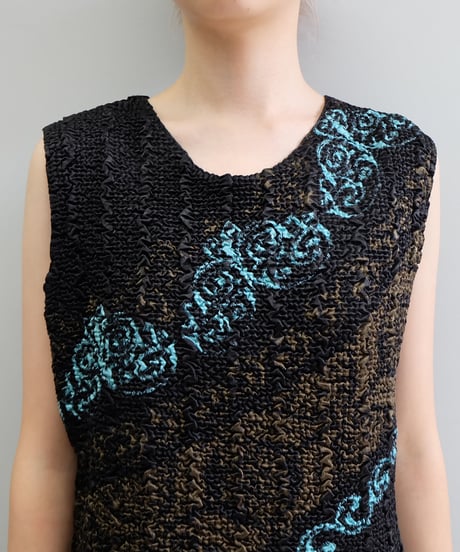 Vintage   Design Tops