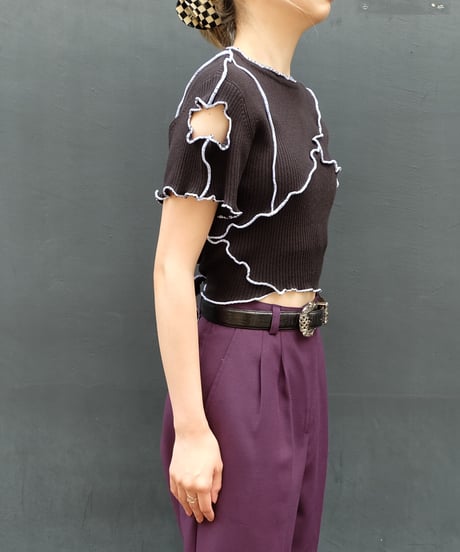 Frill Line Tops