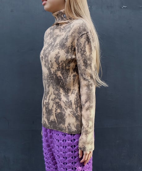 Bleach Turtle Knit 19
